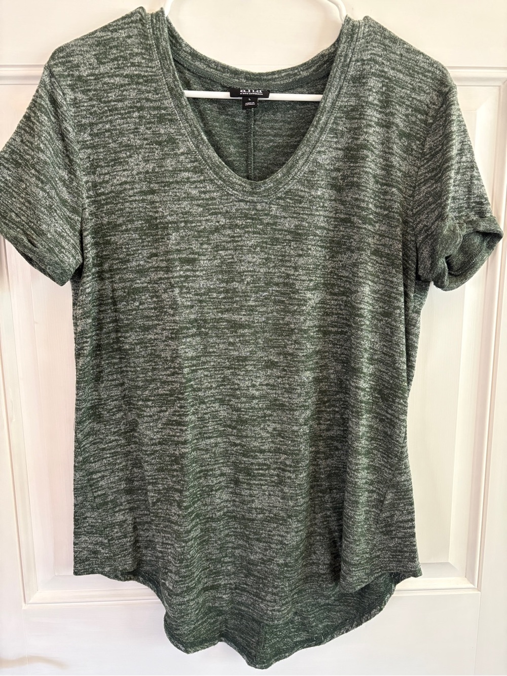 Heathered Green V-Neck Short Sleeve Top